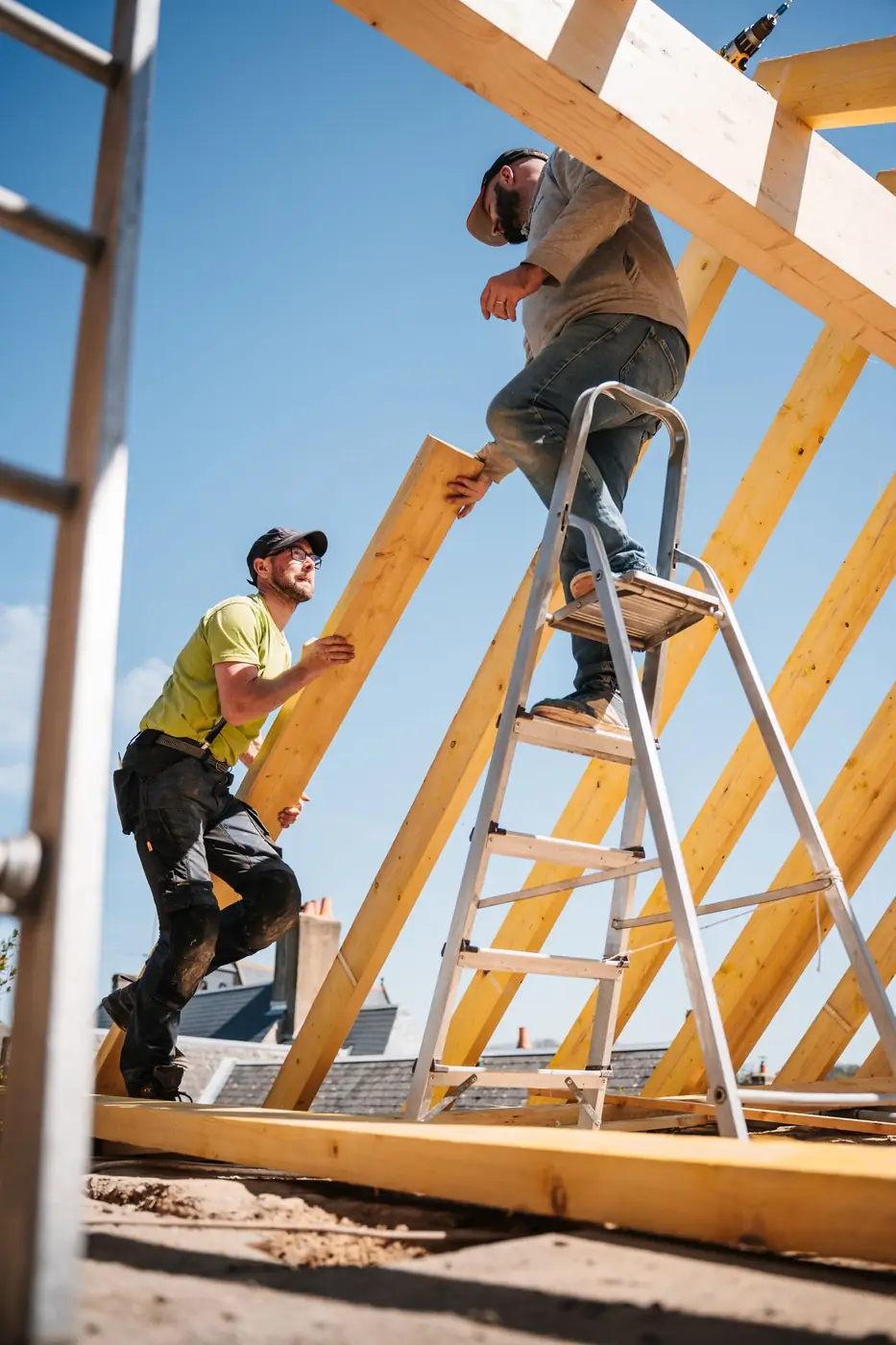 Roof structure and roofing