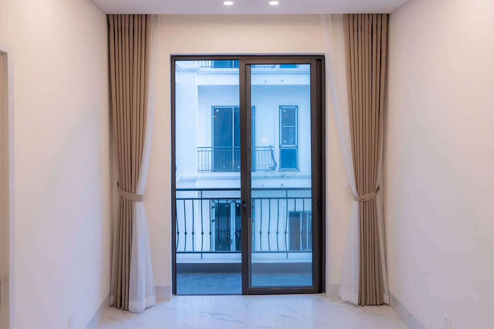 Aluminium doors and windows