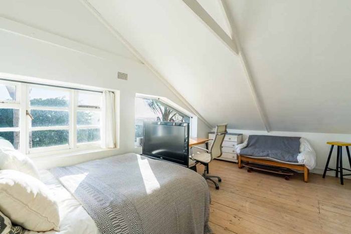 Loft bedroom with kitchenette in the Main Villa