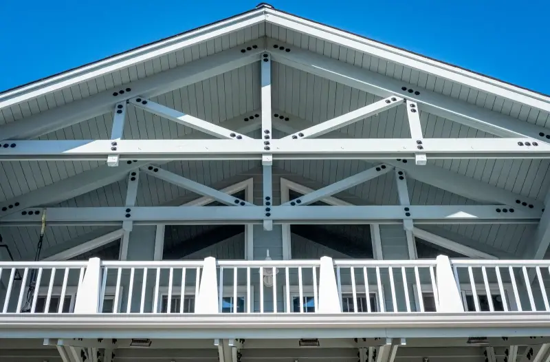 Roof structure and roofing